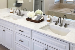 CambriaCountertop_WhiteDoveCabinets